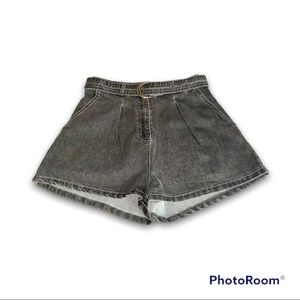 BELTED DENIM SHORTS